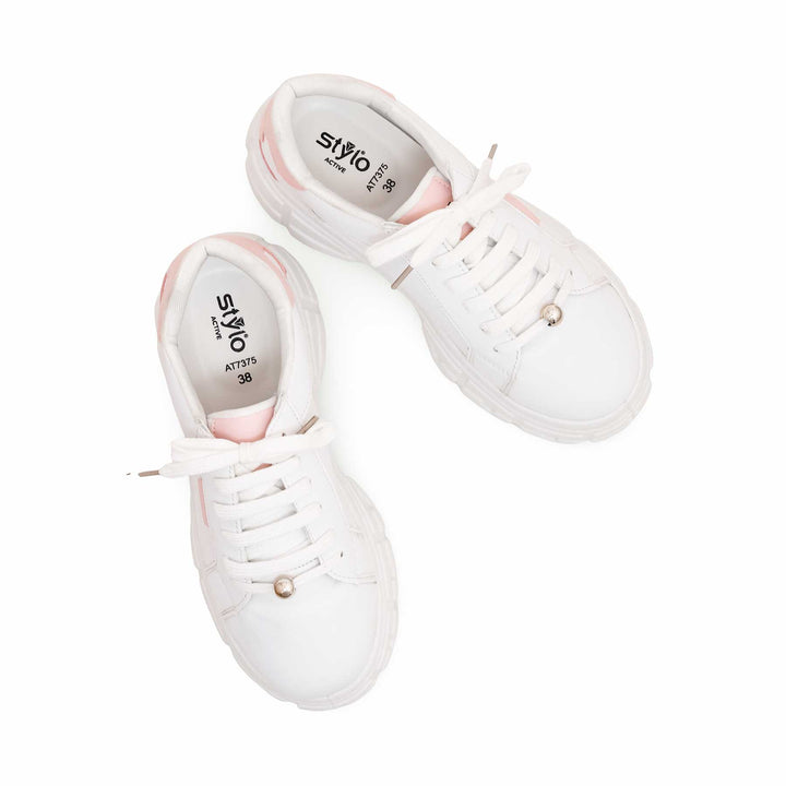 White Casual Sneaker AT7375