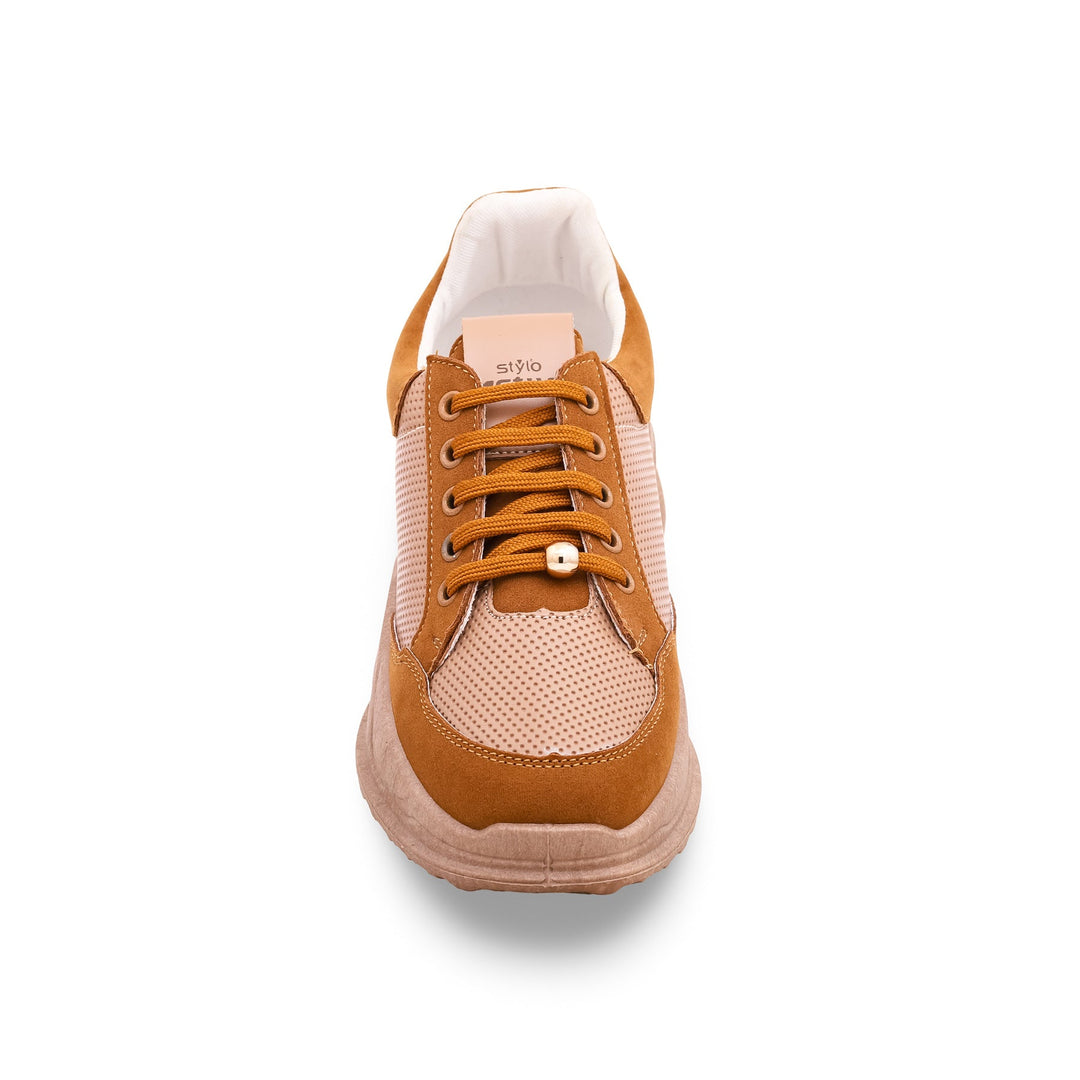 Beige Casual Sneaker AT7202