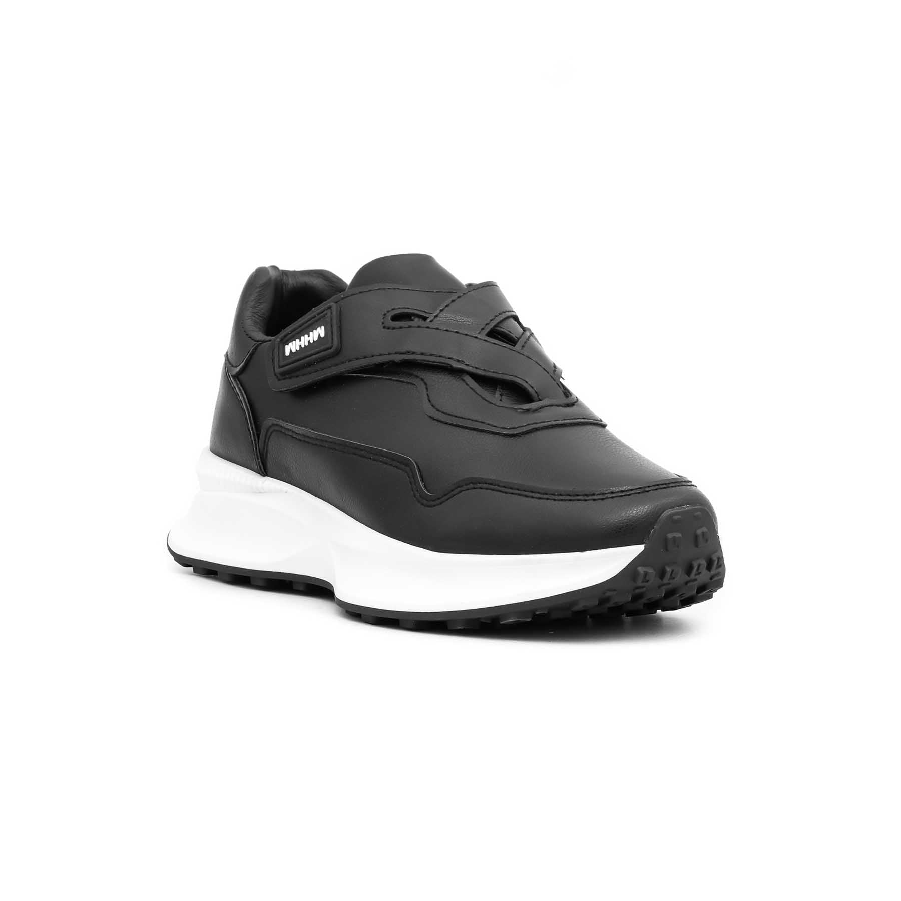 Black Casual Sneaker AT7210