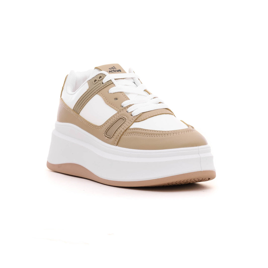 Beige Casual Sneaker AT7230