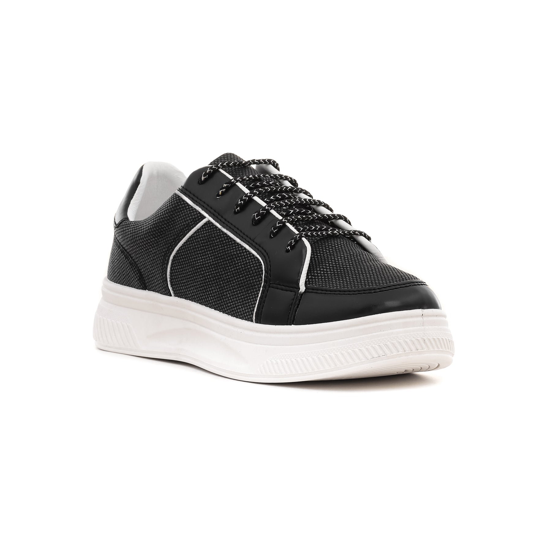 Black Casual Sneaker AT7281