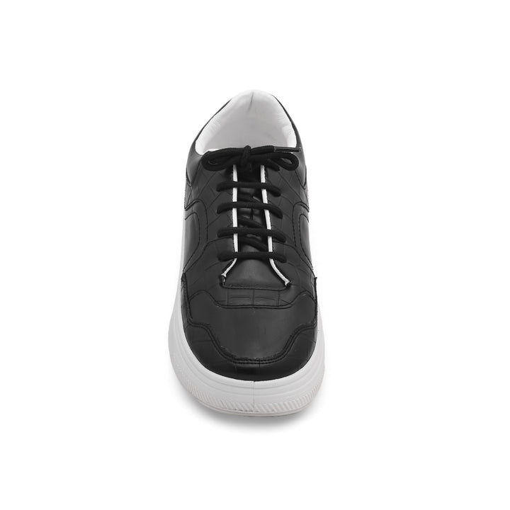 Black Casual Sneaker AT7299