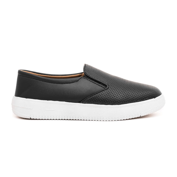 Black Slip-on Sneaker AT9078