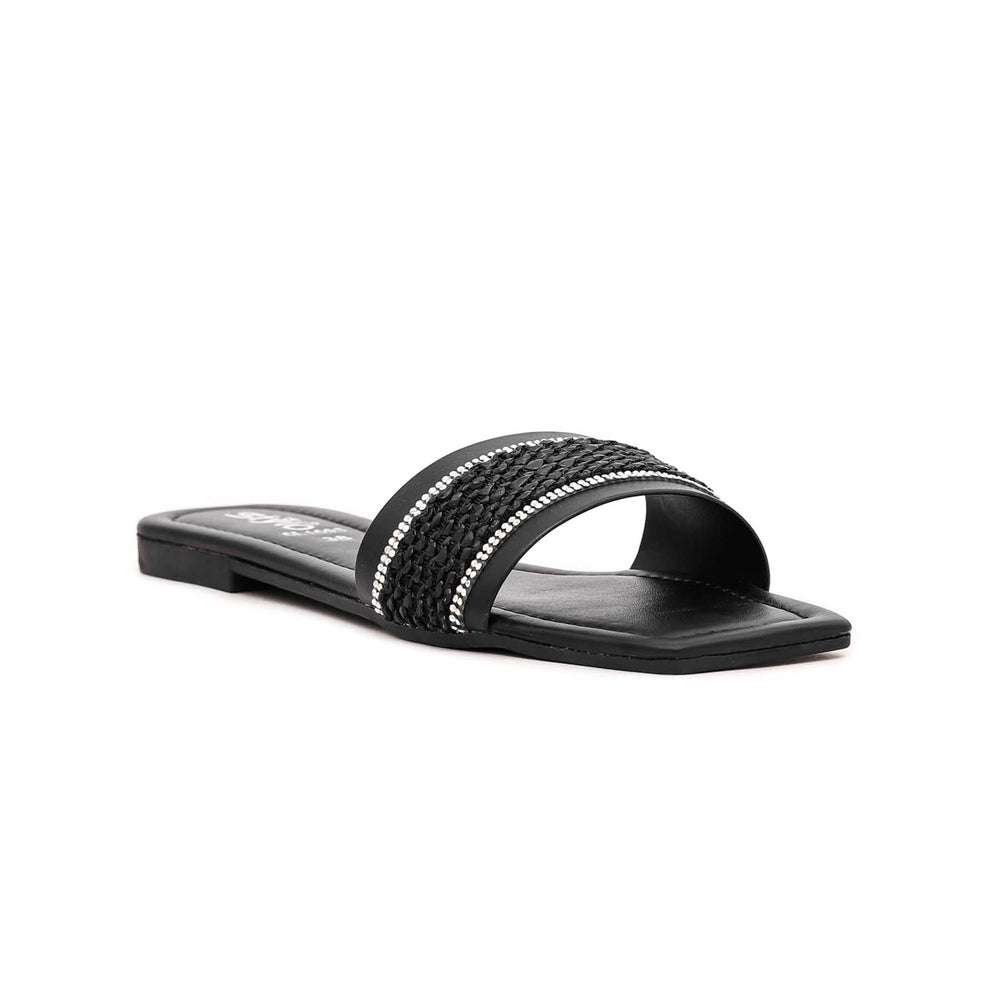 Black Casual Chappal CL1693