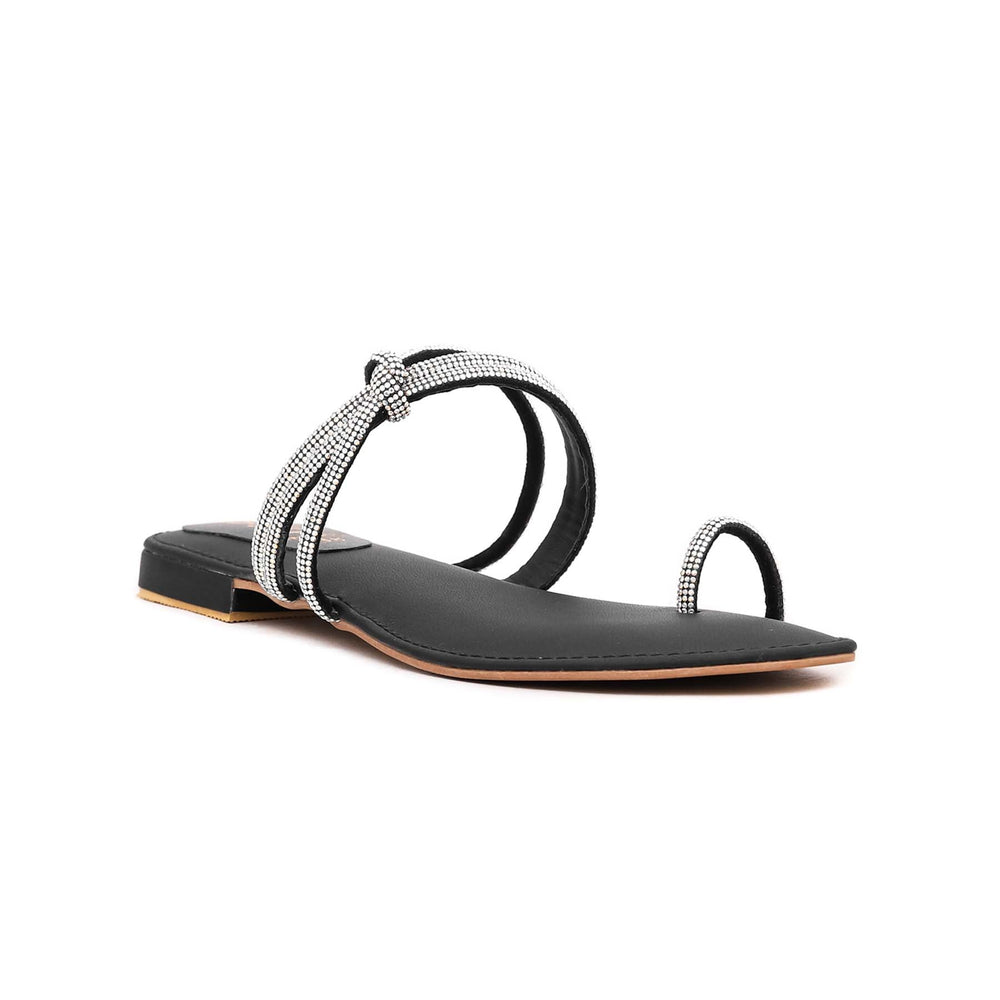 Black Fancy Chappal FN0689