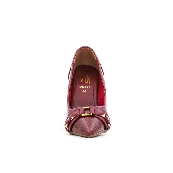 Maroon Winter Court Shoes WN7252