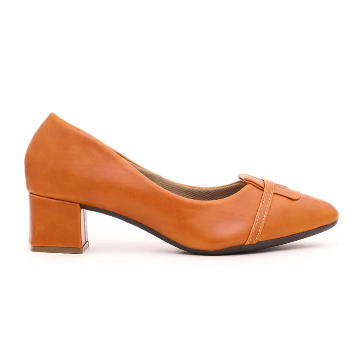 Mustard Court Shoes WN7306